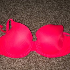 Victoria’s Secret pink bra